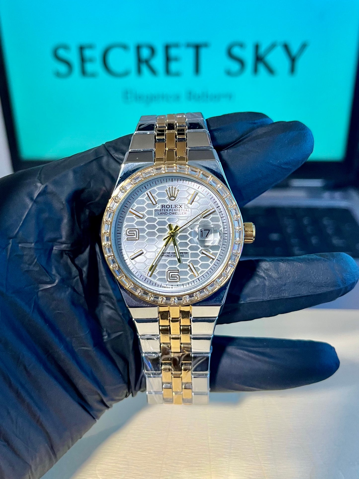 Rolex 2025 Model (Snake Skin Style) Dail