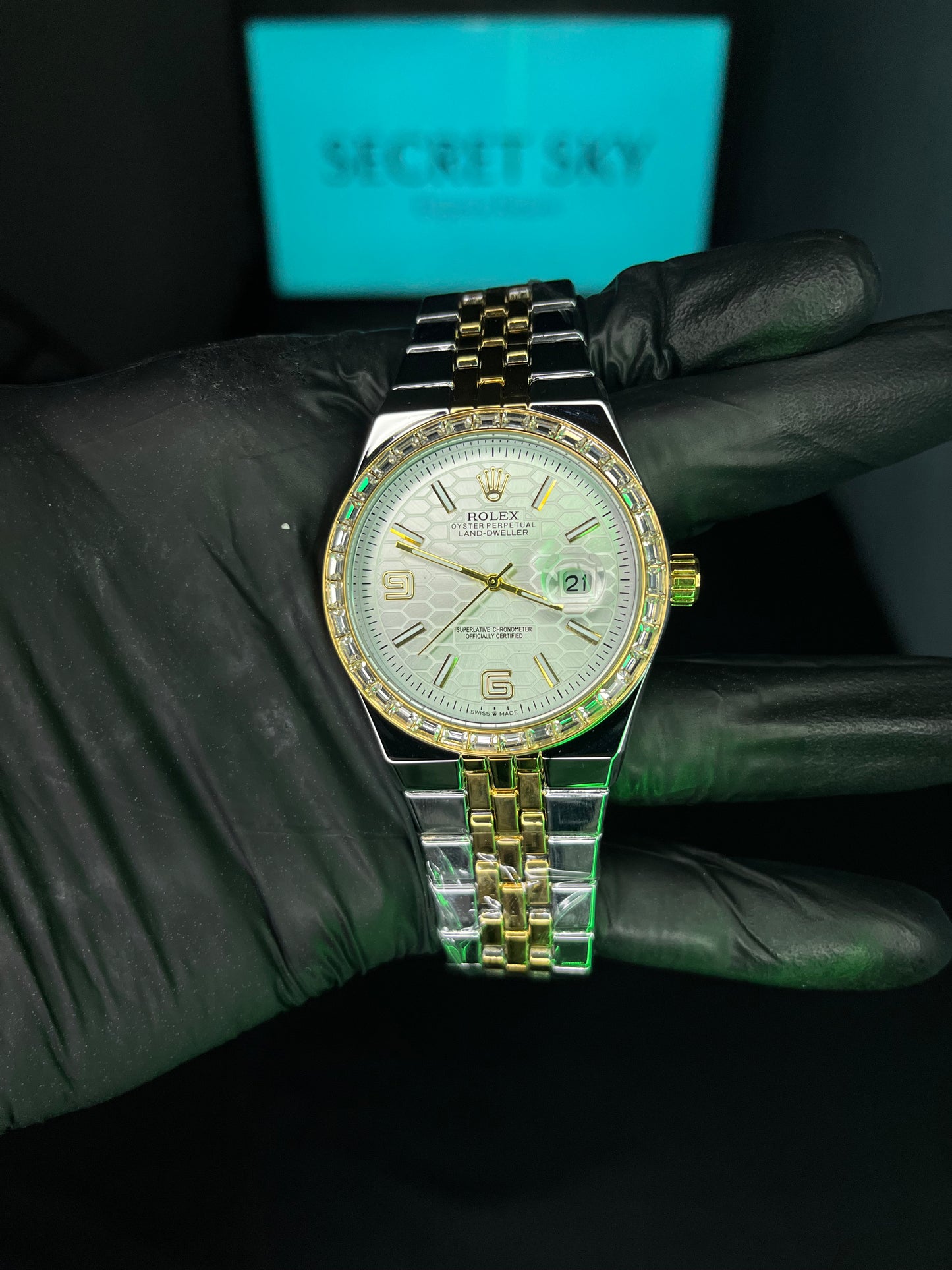 Rolex 2025 Model (Snake Skin Style) Dail